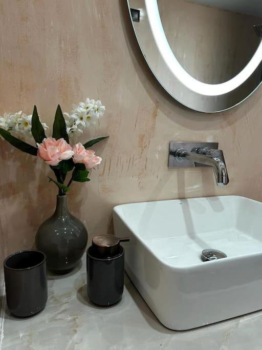 Exquisite Penthouse With Breathtaking Acropolis Panorama View Leilighet Athen Eksteriør bilde